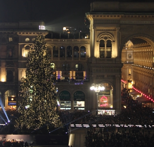 Milan's Christmas tree on Piazza Duomo from bird's eye peerespective with Galleria Vittorio Emanuele in the background